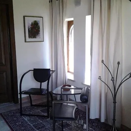 Casa di campagna La Quercia Country House *